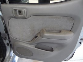 2002 Toyota Tacoma SR5 Silver Crew Cab 3.4L AT 2WD #Z24710